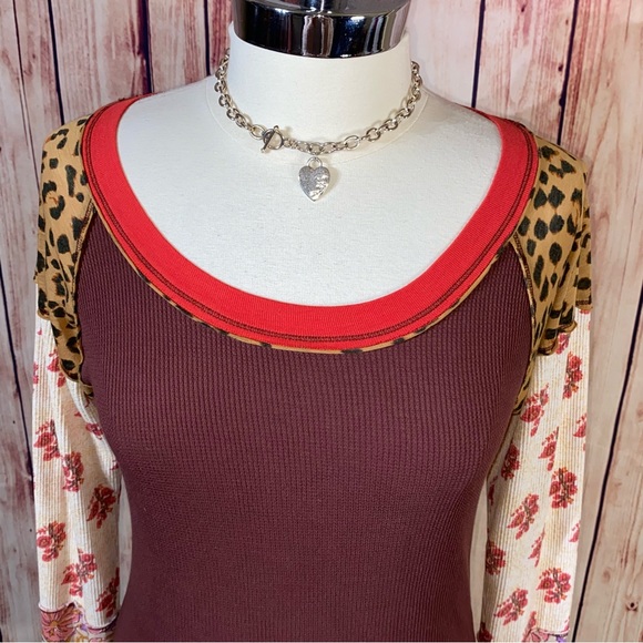 🚫SOLD🚫 Free People Bright Side Thermal in Burgundy with Leopard Floral Sleeves - Picture 7 of 11